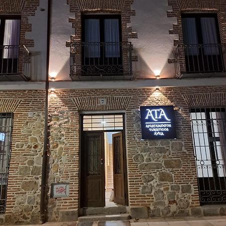 Apartamentos Turisticos Avila Puerta De San Isidro 1-4 Exteriér fotografie