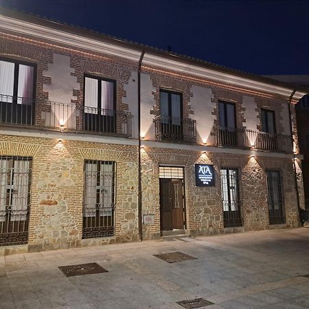 Apartamentos Turisticos Avila Puerta De San Isidro 1-4 Exteriér fotografie