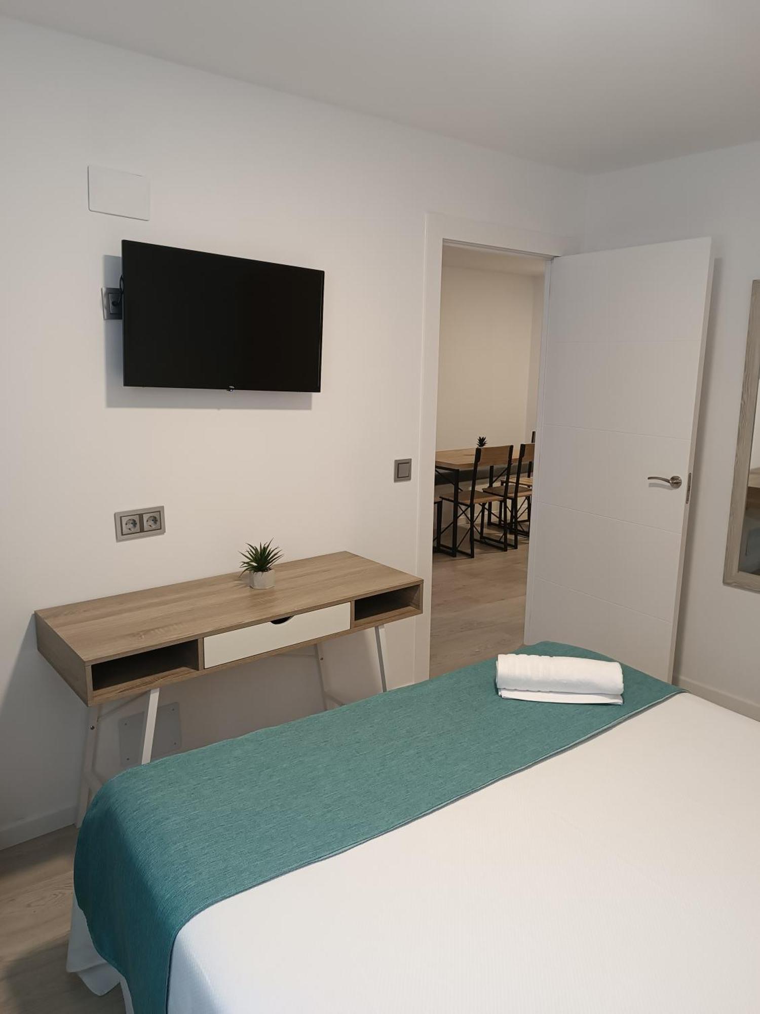 Apartamentos Turisticos Avila Puerta De San Isidro 1-4 Exteriér fotografie